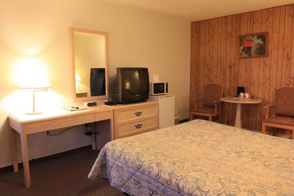 Lake City Motel Dartmouth Exteriér fotografie