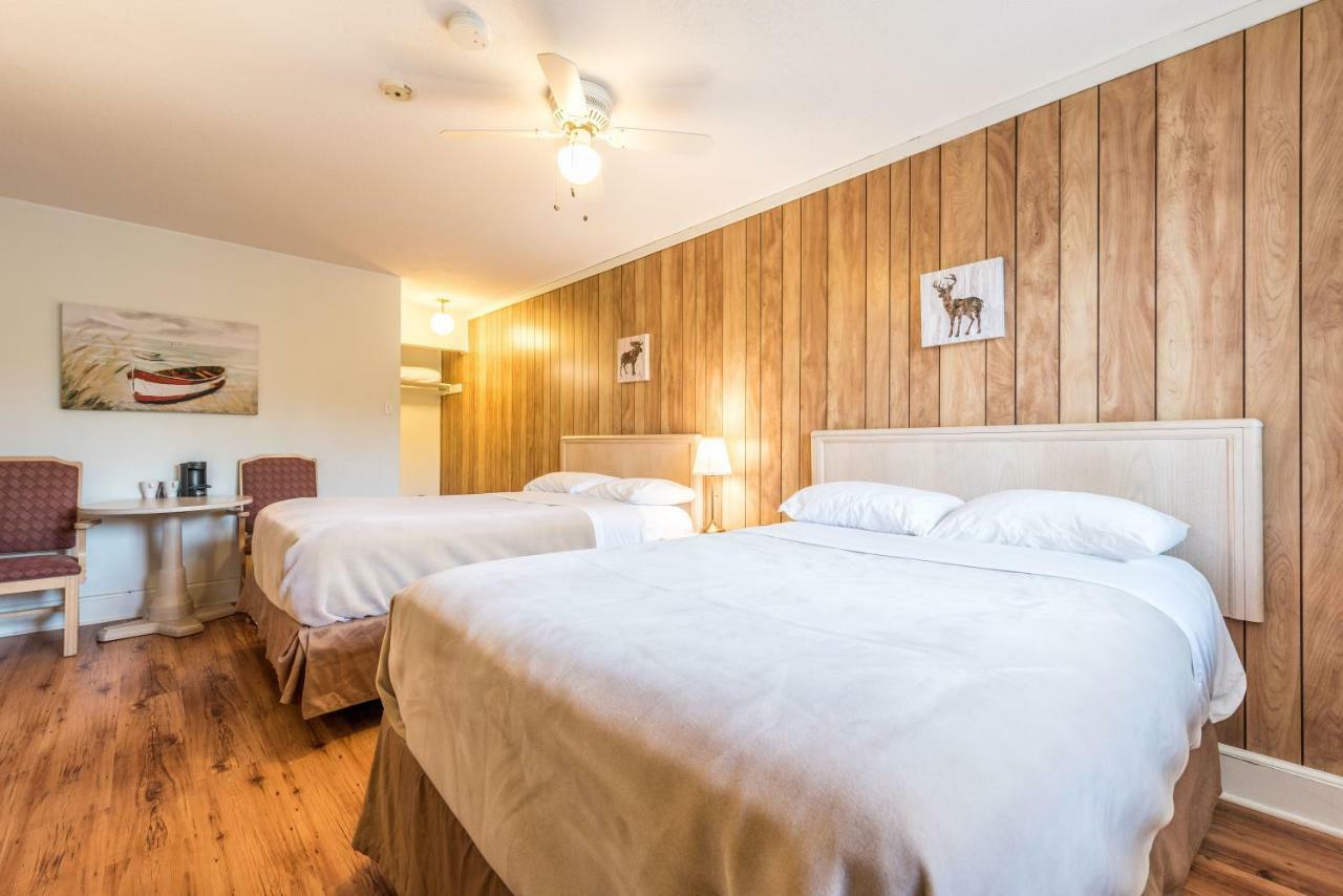 Lake City Motel Dartmouth Exteriér fotografie